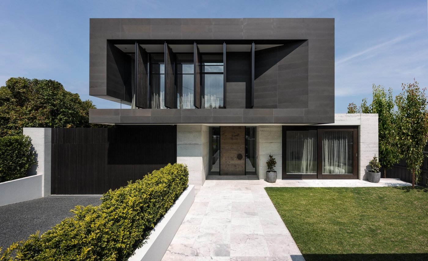modern-house-exterior-1-e1669624999208